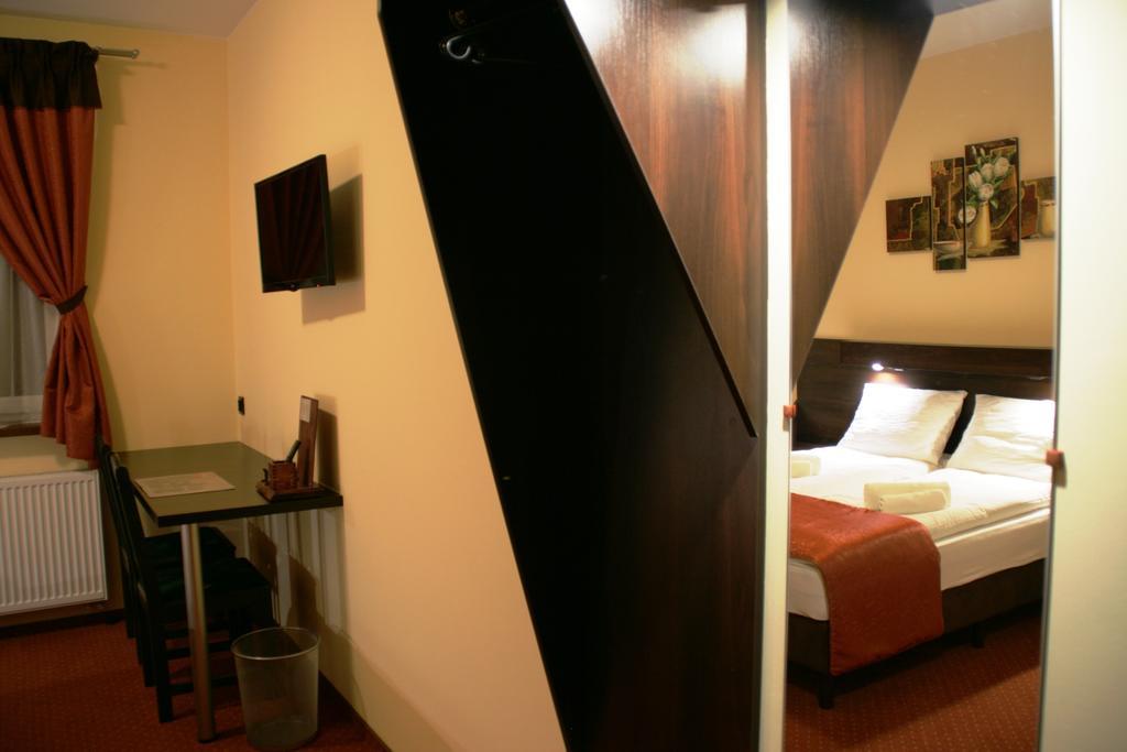 Hotel Kuznia Oberza Polska Łysomice Camera foto